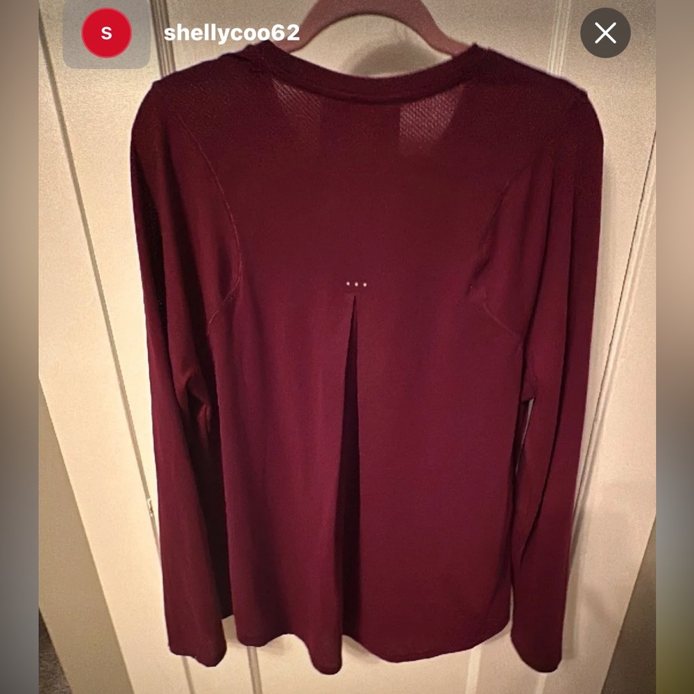 Athletic shirt
